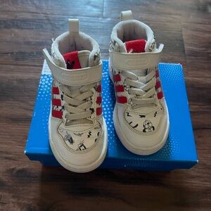 Adidas Disney Mickey mouse size 6.5